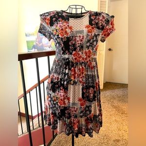 Cute, Comfy Junior Dress- tee shirt material 👚♥️